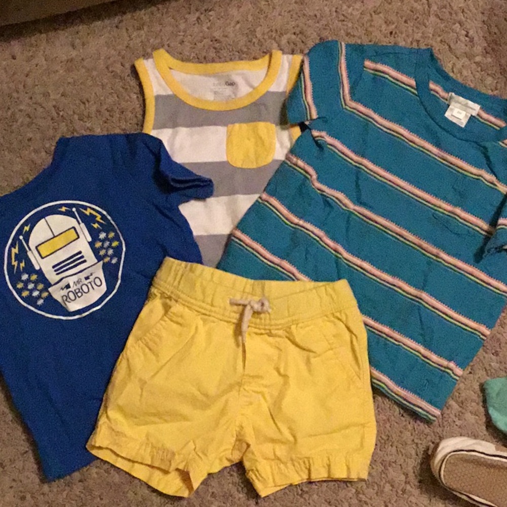 BabyGap and Ralph Lauren set Boys 12/24 mo